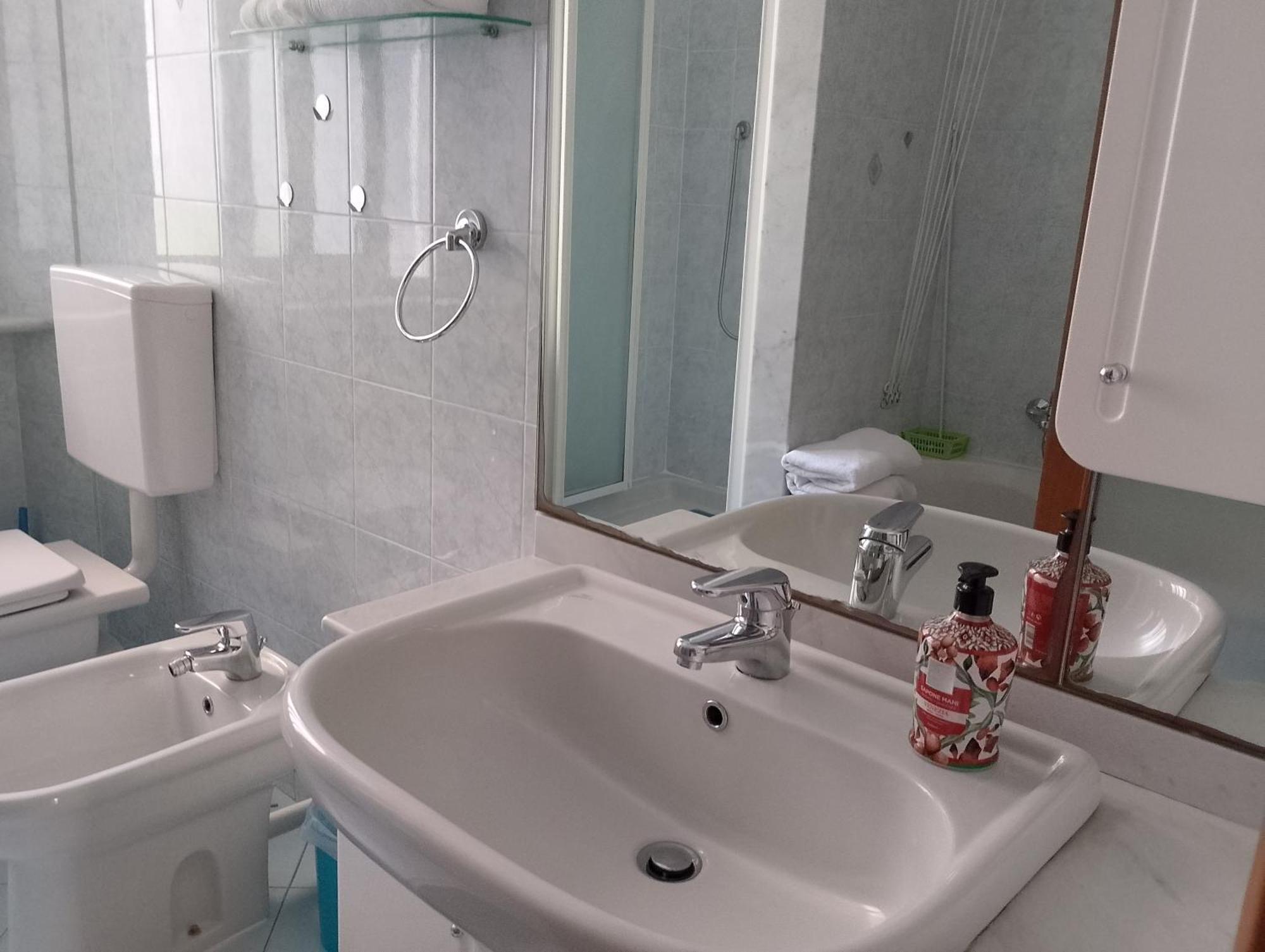 Apartament Casa Stella Savona Zewnętrze zdjęcie
